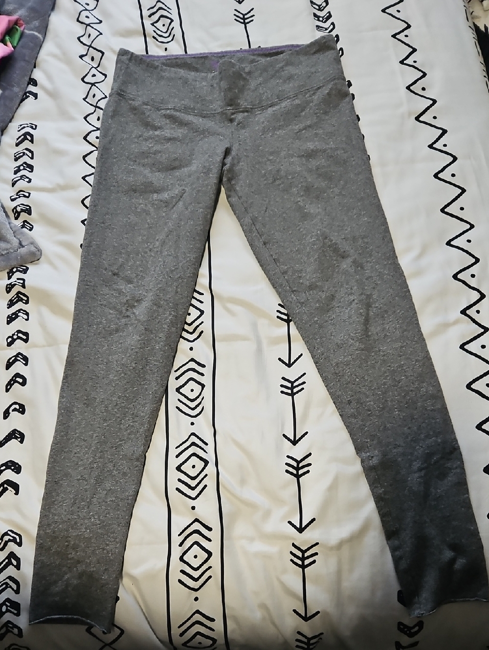 TNA Gray Active Leggings with Purple Accent Stitching
